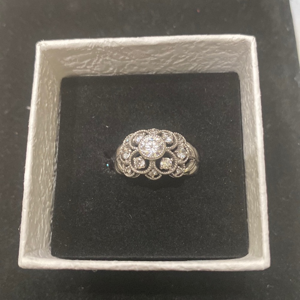 Vintage silver ring, with large CZ